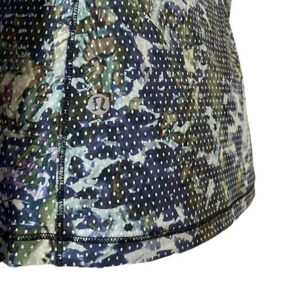 LULULEMON Runbeam Hoodie Floral Sport in Multicolors Size 2 or 4 — Older Style - Picture 10 of 12